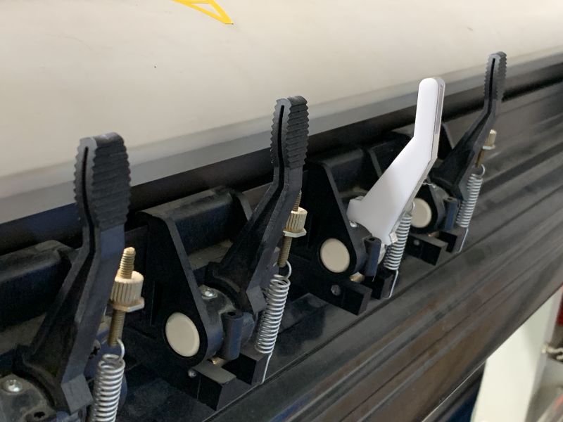 Datei:Ersatzhebel Helo Cut.JPG